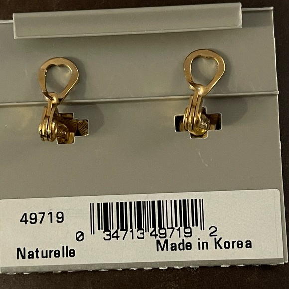 Vintage Monet Luxury Clip Earrings Naturelle - Picture 3 of 5